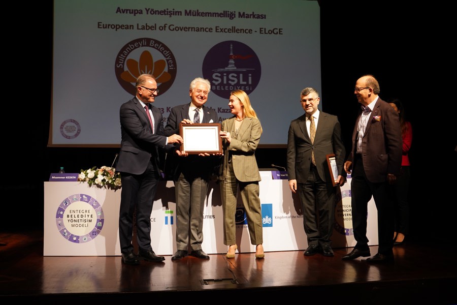 Introducing The European Governance Quality Label For Municipalities}